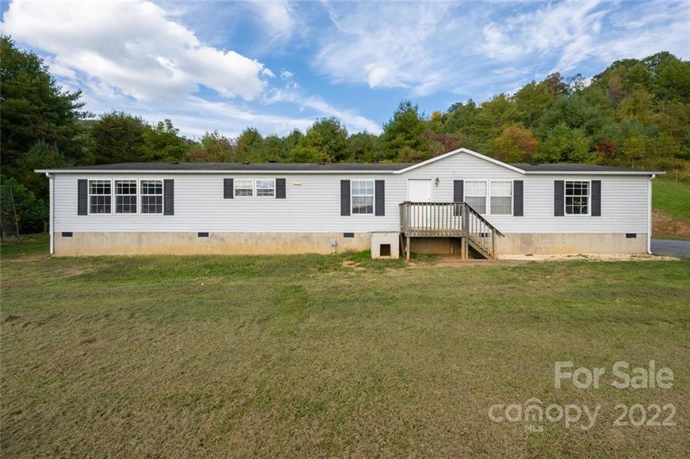 171 Uncle Harveys Ln, Burnsville, NC 28714 - photo 1