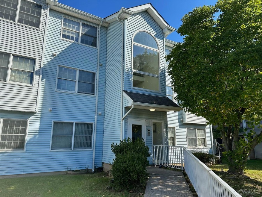 620 Edpas Rd, New Brunswick, NJ 08901 - photo 1