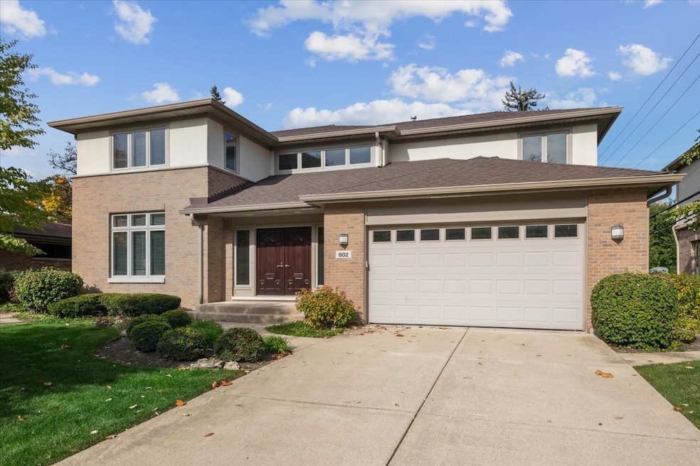 Pending $1,289,000 • Co-Listing Agent