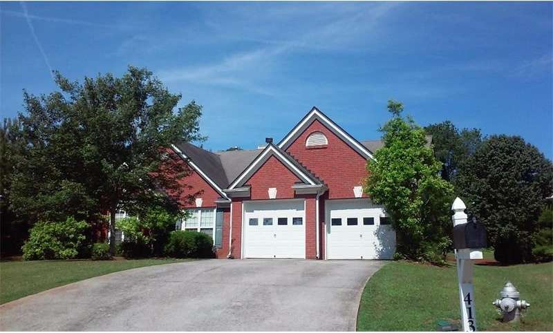 BEAUTIFUL RANCH WITH TWO CAR GARGAGE IN A LOVELY W