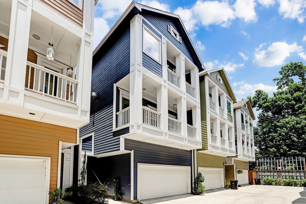 627 W 24th St unit A, Houston, TX 77008 - photo 1