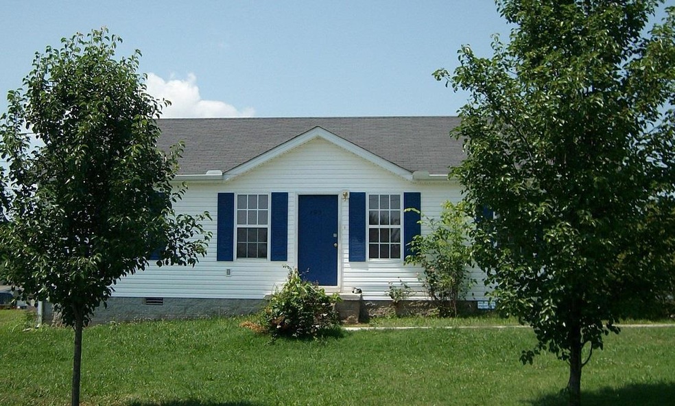 105 Choctaw Dr, Shelbyville, TN 37160 - photo 1