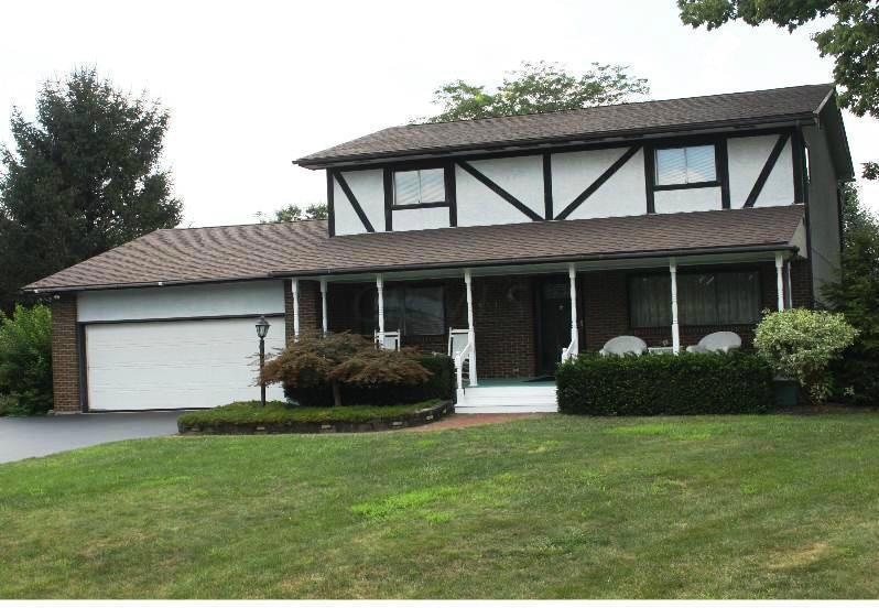 871 Cummington Rd, Columbus, OH 43213 - photo 1