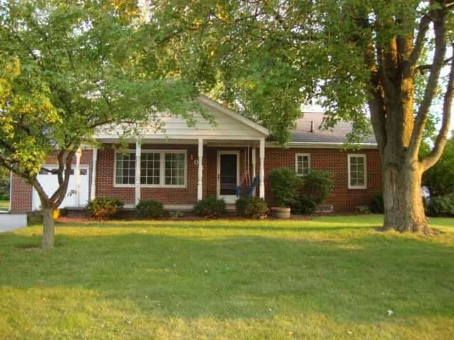 103 Charles St, Archbold, OH 43502 - photo 1