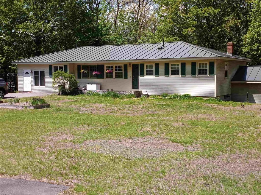 35 Stevens St, Charlestown, NH 03603 - photo 1