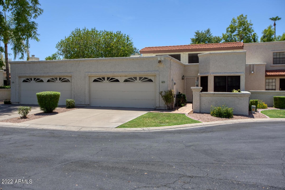 7810 S Kachina Dr, Tempe, AZ 85284 - photo 1