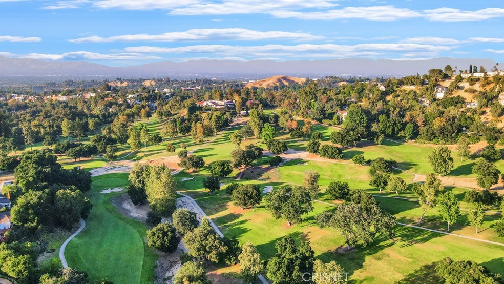 4568 Saltillo St, Woodland Hills, CA 91364 - photo 1