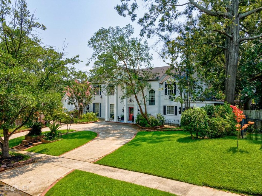 801 Monrovia-Sumdal Estate