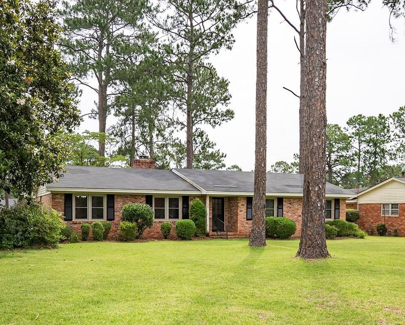 1818 Robinhood Rd, Albany, GA 31707 - photo 1