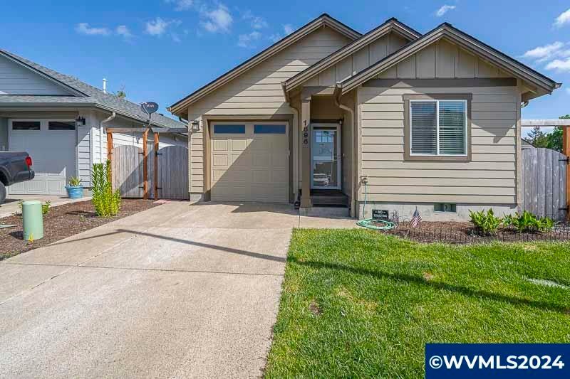 1896 SE Mulberry Ave, Dallas, OR 97338 - photo 1