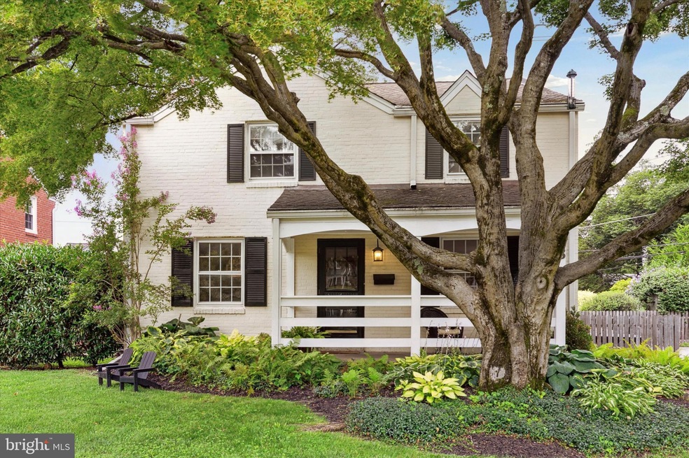 8 Old Oaks Rd, Bryn Mawr, PA 19010 - photo 1