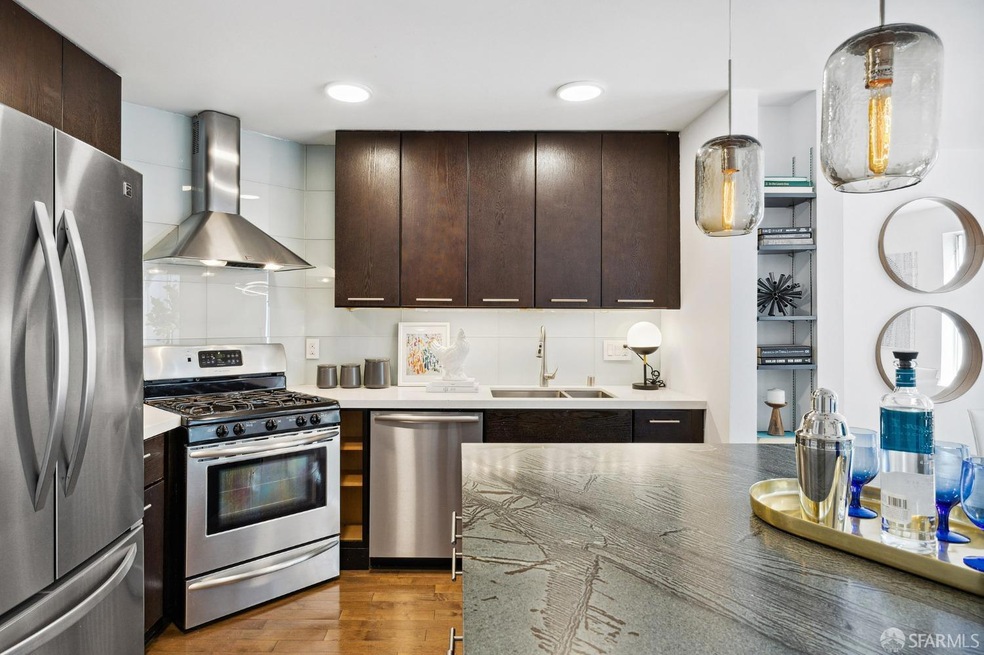 Sold $1,211,000 • Co-Listing Agent