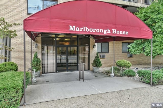 Marlborough House Condominiums unit 5D, Lodi, NJ 07644 - photo 1