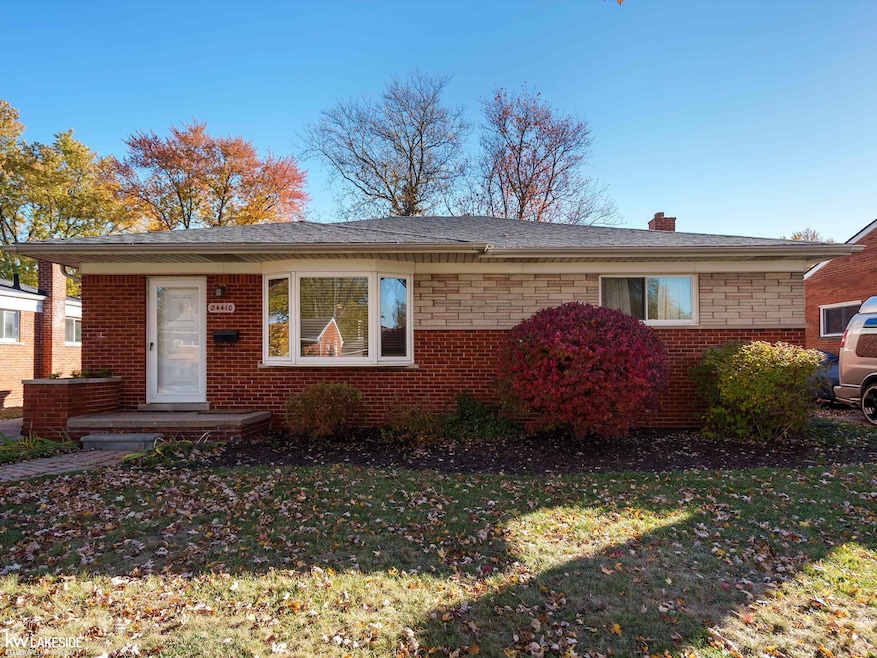 24410 Loretta Ave, Warren, MI 48091 - photo 1