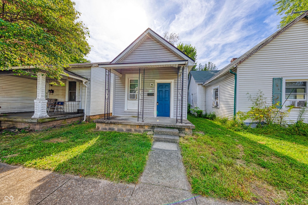 930 Union St, Columbus, IN 47201 - photo 1