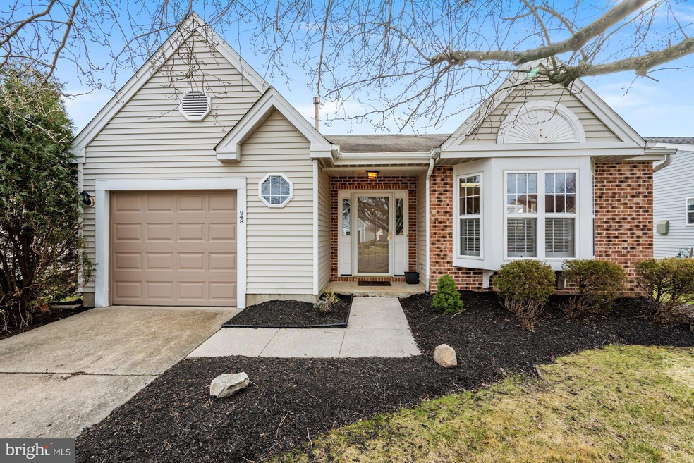 948 Larkspur Place S, Mount Laurel, NJ 08054 - photo 1