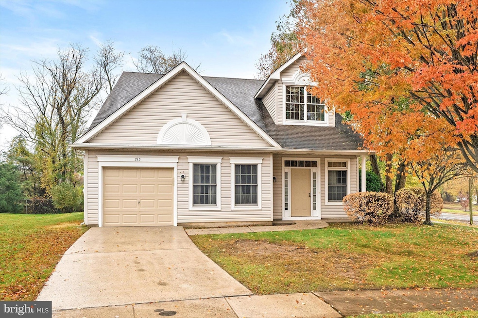 213 Homestead Cir, Columbus, NJ 08022 - photo 1