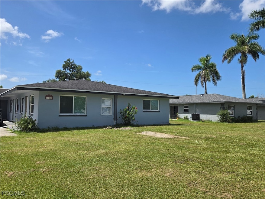 11451 Char Ann Dr, Fort Myers, FL 33908 - photo 1