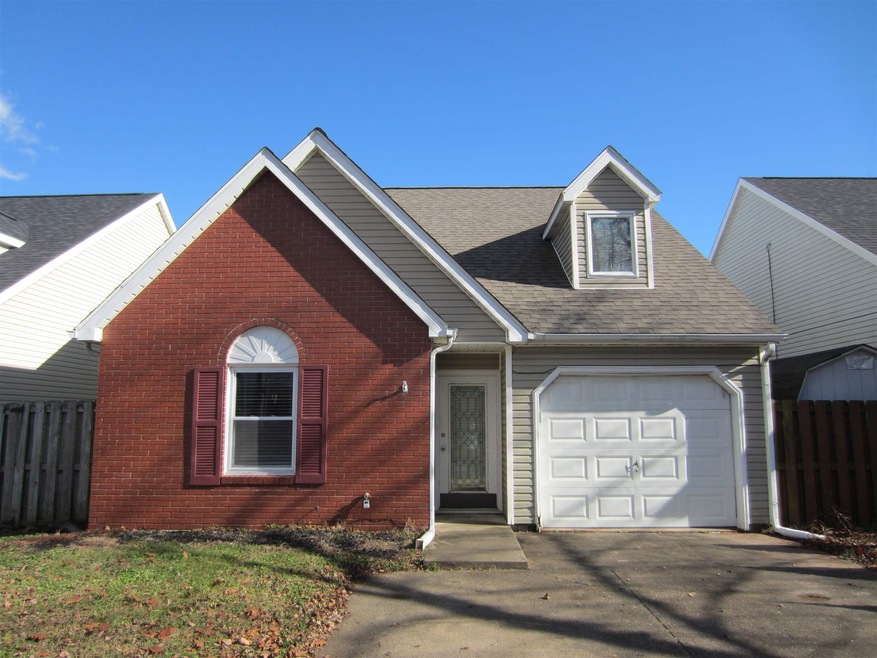 3 Bedroom, 2 Full Bath home with gorgeous views of