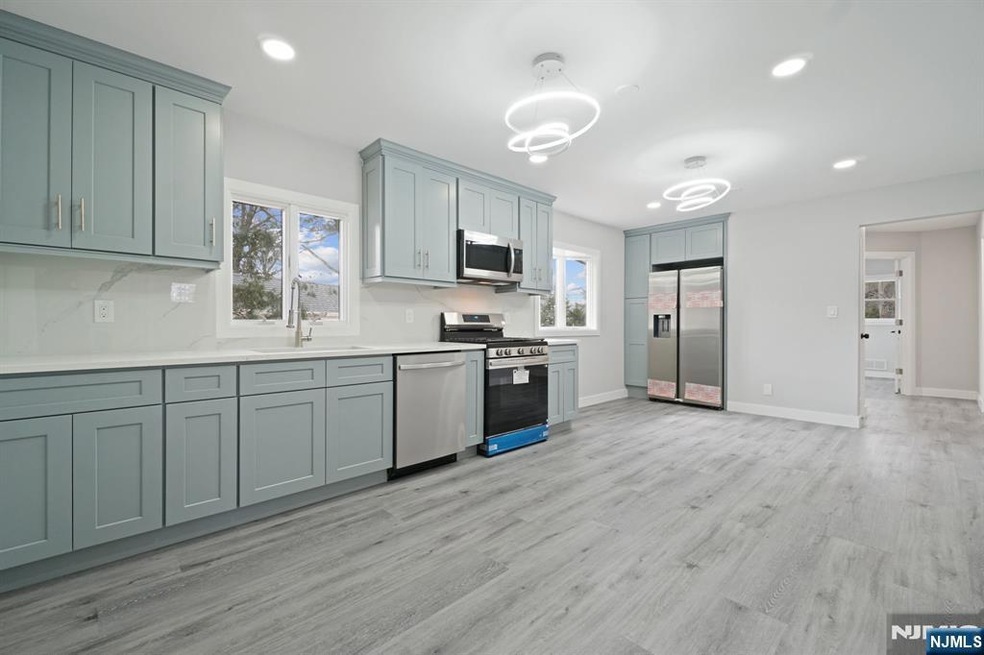 26 Linwood Ave E, Paramus, NJ 07652 - photo 1