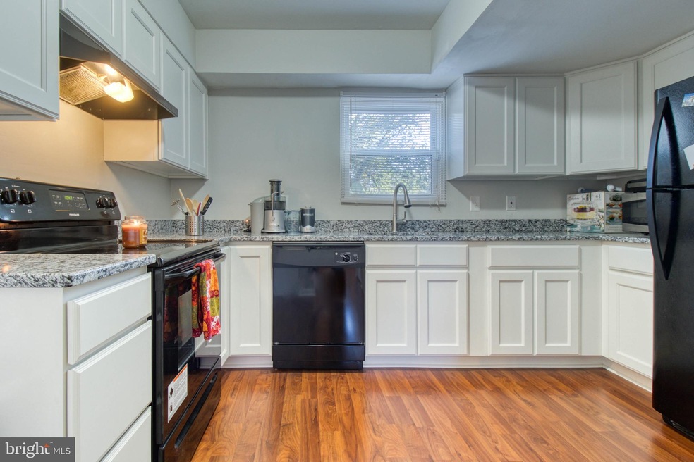 919 Nadine Ct, Hyattsville, MD 20785 - photo 1