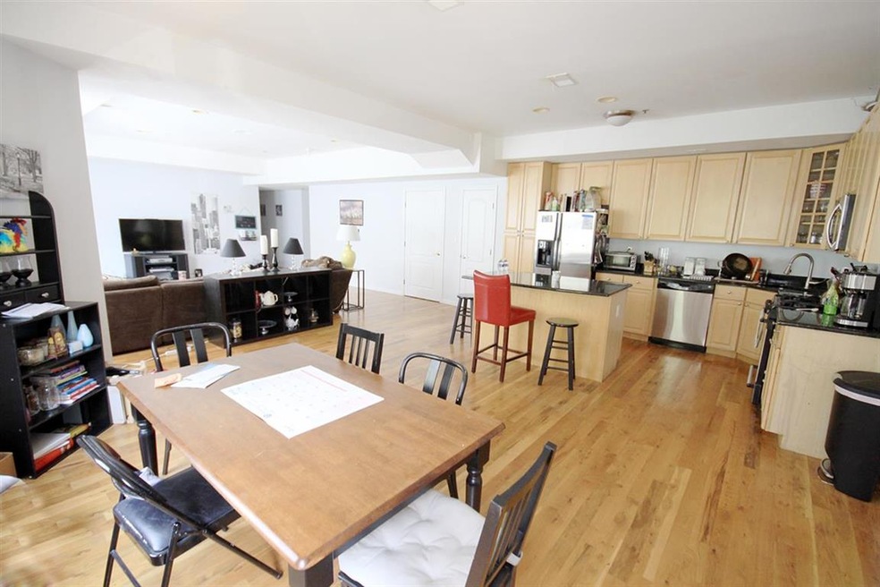 109 Jackson St unit 2C, Hoboken, NJ 07030 - photo 1