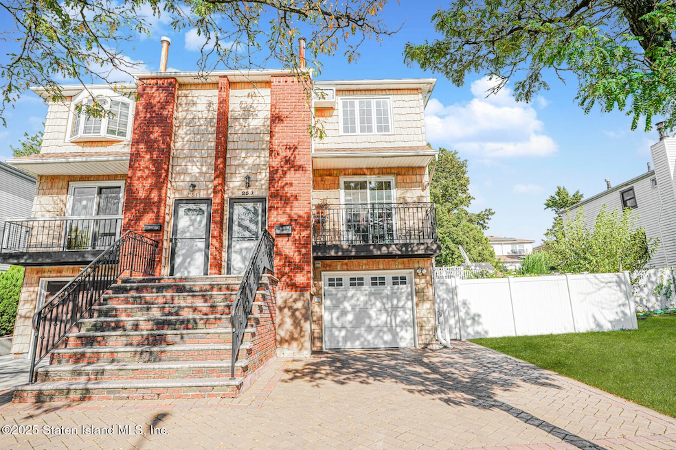 259 Brookfield Ave, Staten Island, NY 10308 - photo 1