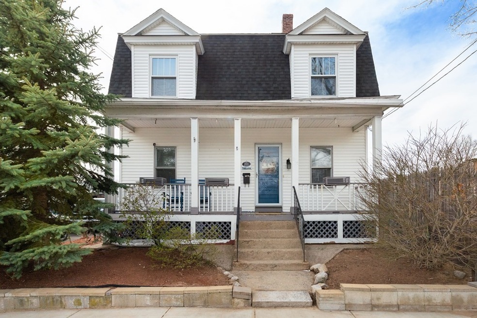 214 W 6th St, Lowell, MA 01850 - photo 1