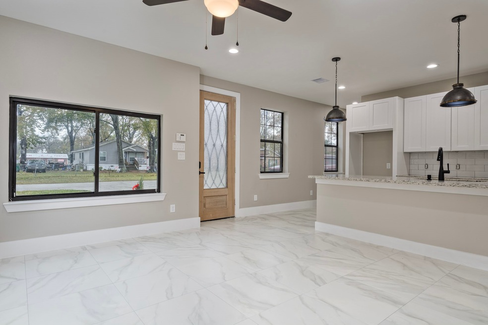 9002 Kelburn Dr, Houston, TX 77016 - photo 1