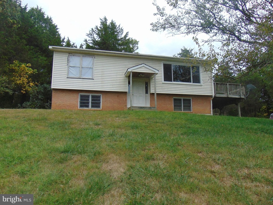 377 Cabin Ct, Front Royal, VA 22630 - photo 1