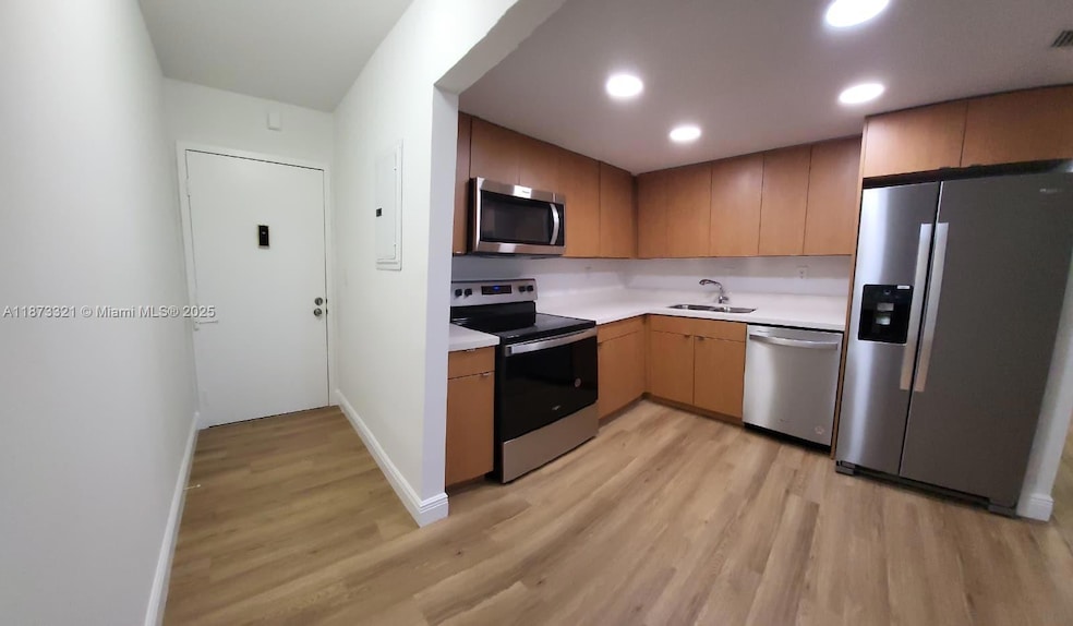 4354 NW 9th Ave unit 123B, Deerfield Beach, FL 33064 - photo 1