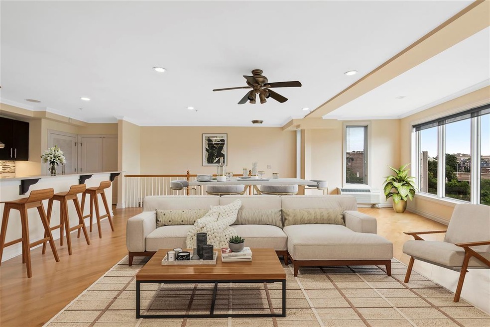 84 Hackensack Plank Rd unit 5, Weehawken, NJ 07086 - photo 1