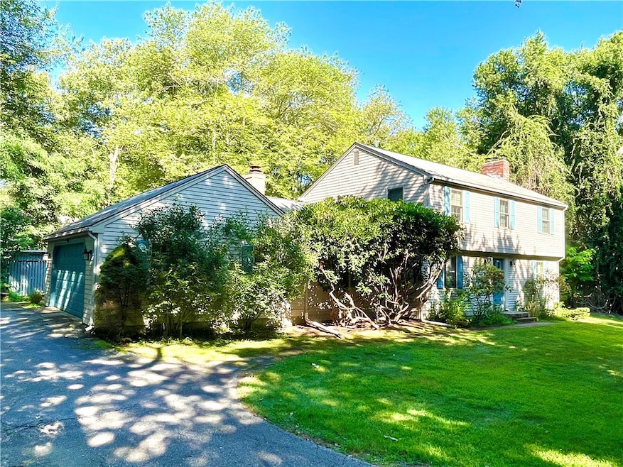 973 N Main Rd, Jamestown, RI 02835 - photo 1