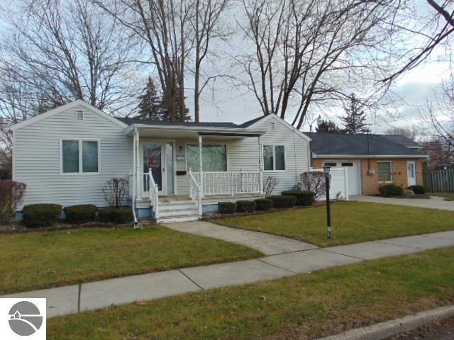 120 N Union St, Ithaca, MI 48847 - photo 1