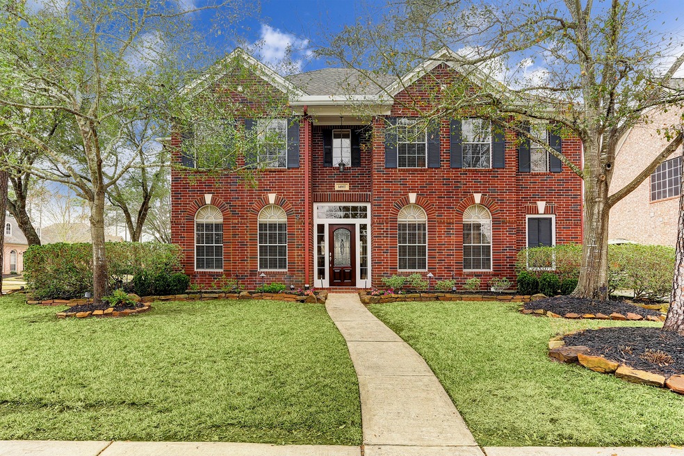 Welcome home to this gorgeous, extensively remodeled 4 bed 3.5 bath on a corner lot in the desirable neighborhood of Longwood!