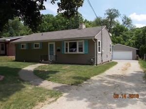 1423 Devitt Ave
