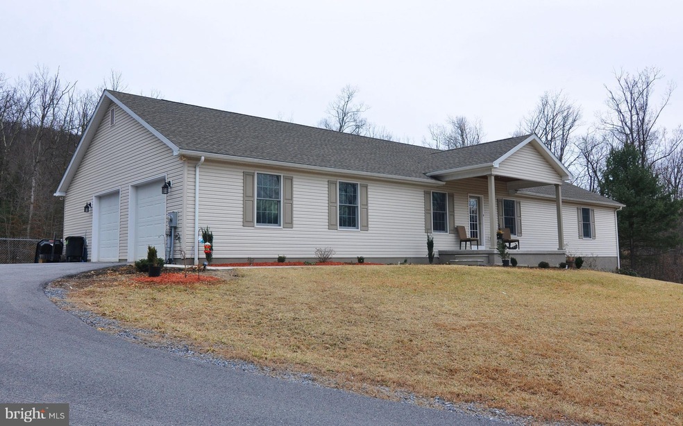 118 Caliber Ln, Hedgesville, WV 25427 - photo 1