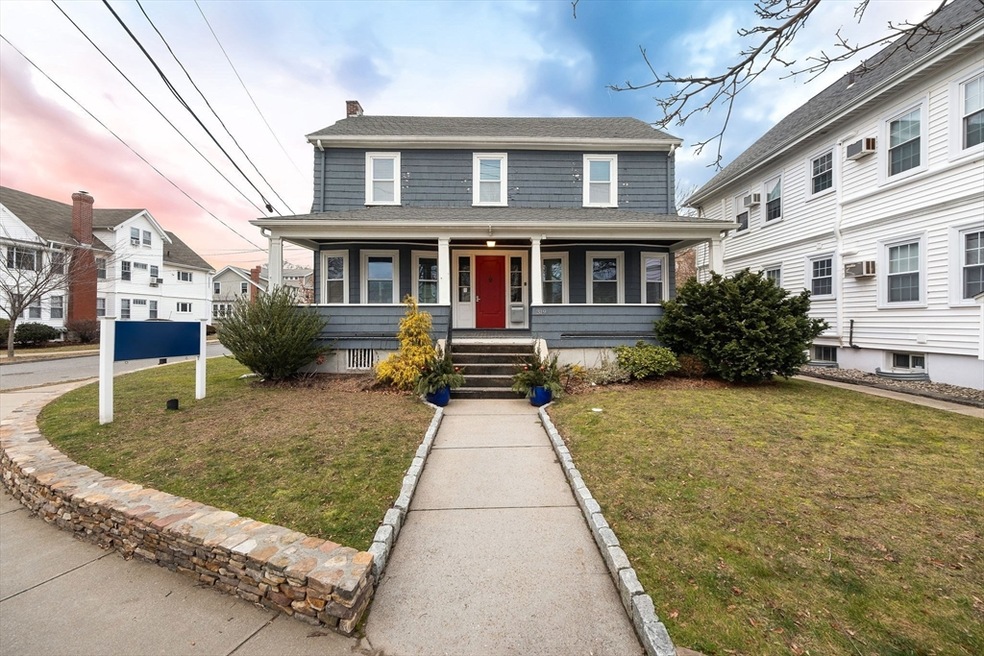 Sold $935,000 • Co-Listing Agent