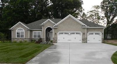 5957 Swallow Ave, Kalamazoo, MI 49009 - photo 1