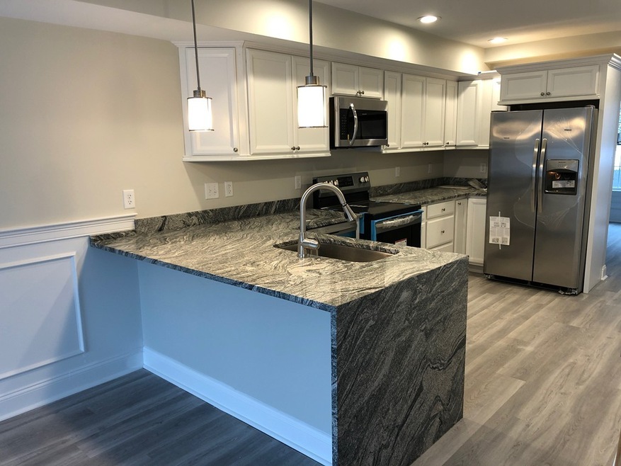 89 W Main St unit 201, Northborough, MA 01532 - photo 1