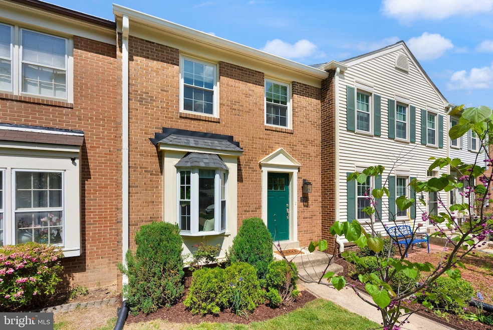 7908 Pebble Brook Ct, Springfield, VA 22153 - photo 1