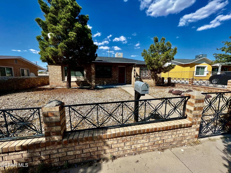 7619 Corozal Dr, El Paso, TX 79915 - photo 1