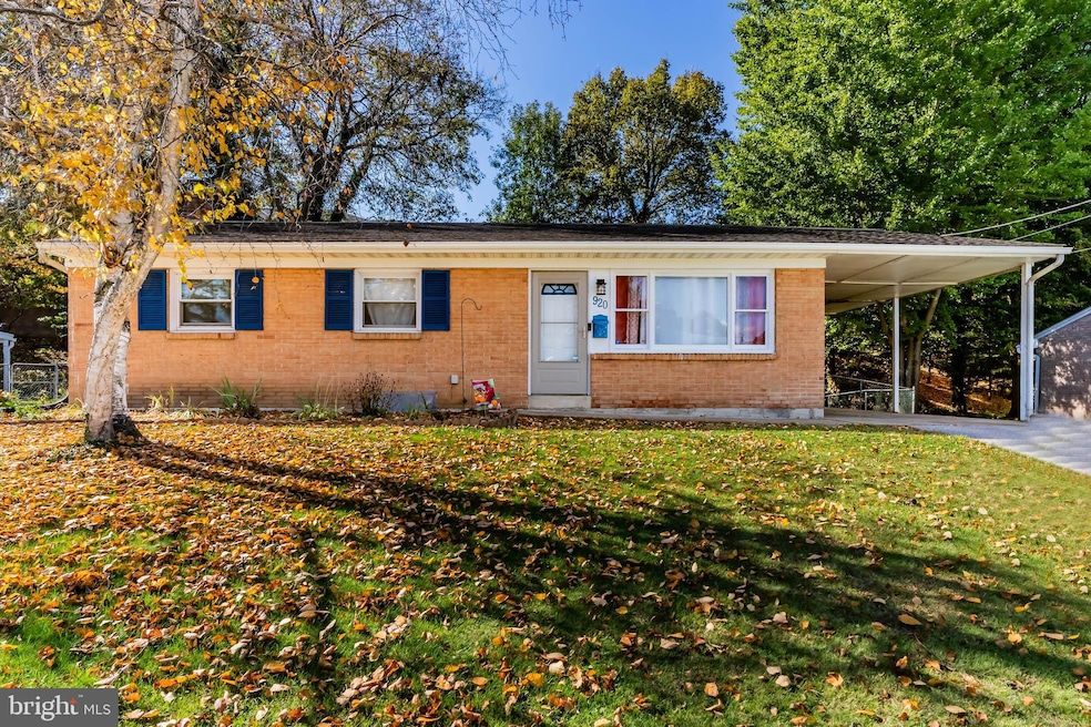 For Sale $294,900 • Co-Listing Agent