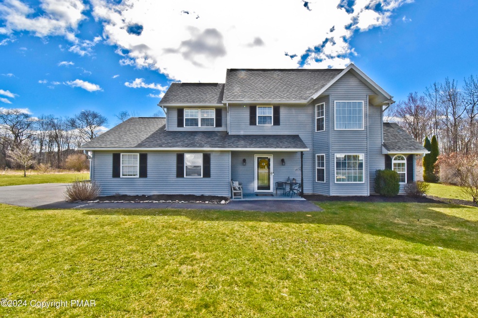 219 Orchard View Dr, Effort, PA 18330 - photo 1