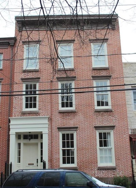 139 Sussex St unit Garden, Jersey City, NJ 07302 - photo 1