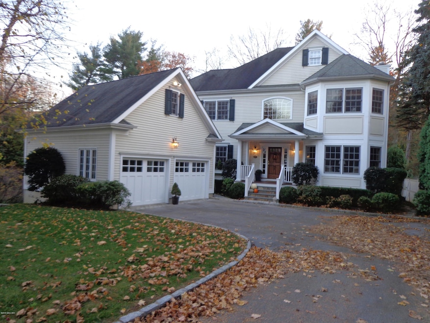 274 Palmer Hill Rd, Riverside, CT 06878 - photo 1