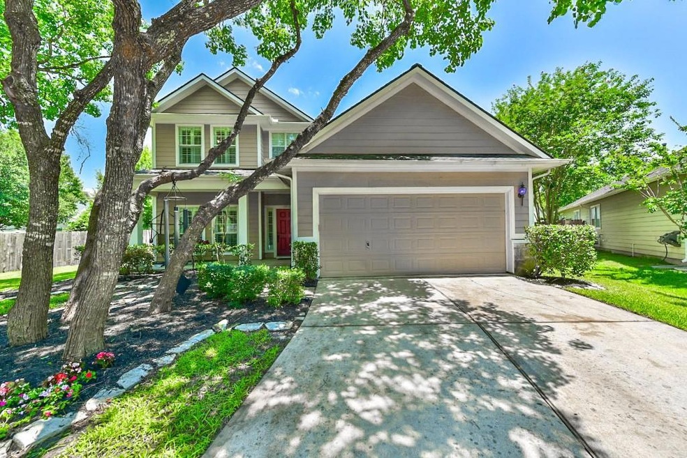 Great curb appeal on this lovely craftsman style cottage home!