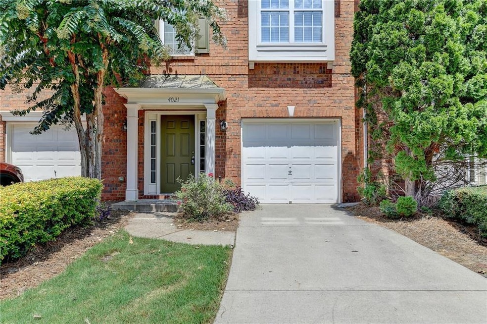 4021 Edgecomb Dr, Roswell, GA 30075 - photo 1