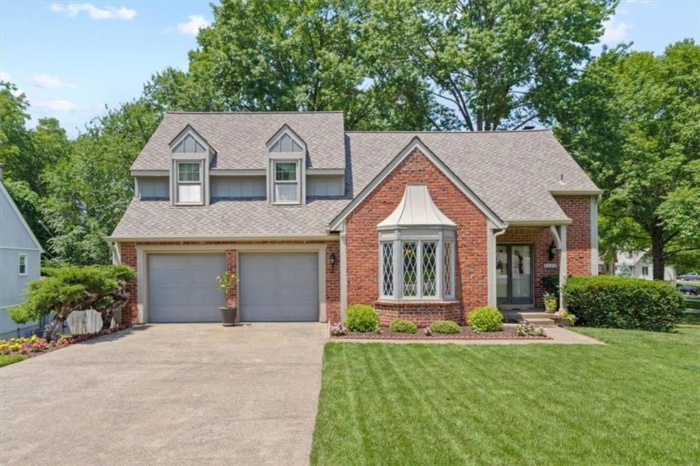 8100 Parkhill St, Lenexa, KS 66215 - photo 1