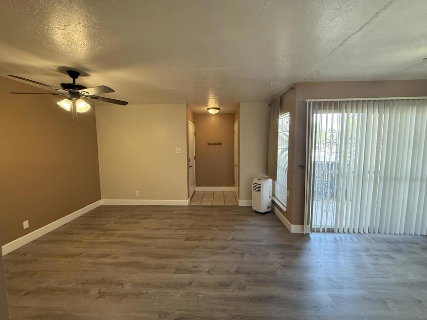 4601 Carlisle Blvd NE unit H-5, Albuquerque, NM 87109 - photo 1